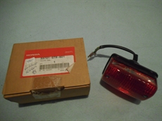 33701-gt8-601) Unit Tail Light Pk50 Wallaroo 1993 Italy